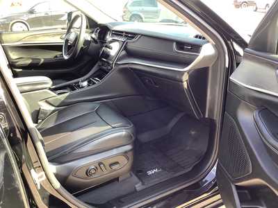 2023 Jeep Grand Cherokee L, $34975. Photo 6