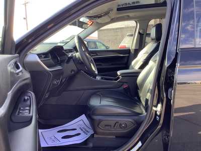 2023 Jeep Grand Cherokee L, $34975. Photo 10