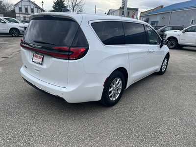 2026 Chrysler Pacifica, $42290. Photo 3