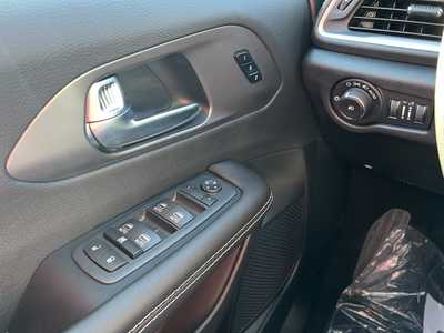 2026 Chrysler Pacifica, $46443. Photo 10