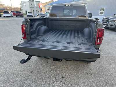 2026 RAM 2500 Crew Cab, $68933. Photo 5