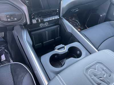 2026 RAM 2500 Crew Cab, $68933. Photo 8