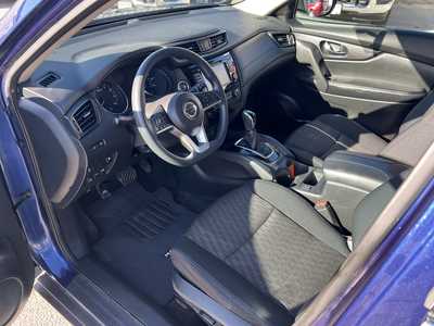 2018 Nissan Rogue, $12975. Photo 5