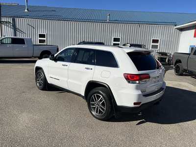 2021 Jeep Grand Cherokee, $23975. Photo 3