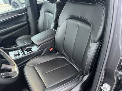 2025 Jeep Grand Cherokee, $44831. Photo 9