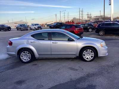 2011 Dodge Avenger, $1975. Photo 5