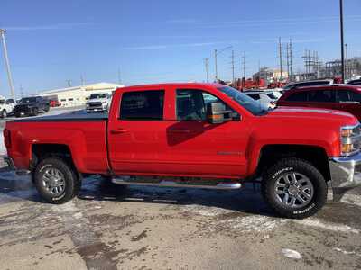 2019 Chevrolet 2500 Crew Cab, $29975. Photo 6