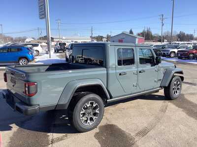 2026 Jeep Gladiator, $44984. Photo 4