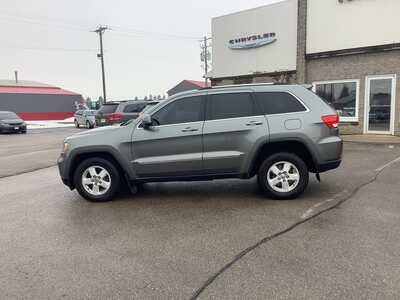 2011 Jeep Grand Cherokee, $8975. Photo 2