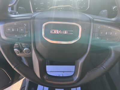 2024 GMC 1500 Crew Cab, $50975. Photo 9