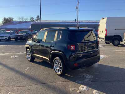 2022 Jeep Renegade, $18975. Photo 3