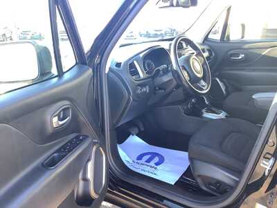 2022 Jeep Renegade, $18975. Photo 10
