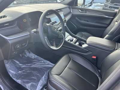 2026 Jeep Grand Cherokee, $47746. Photo 7