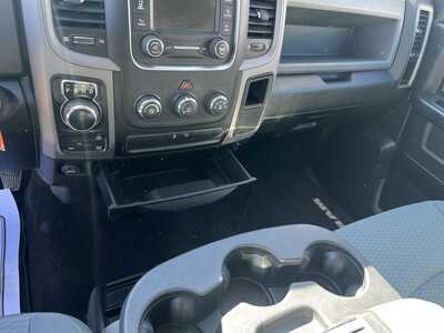 2019 RAM 1500 Crew Cab, $18575. Photo 8