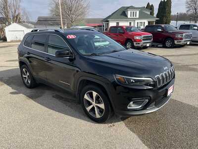 2020 Jeep Cherokee, $18575. Photo 2