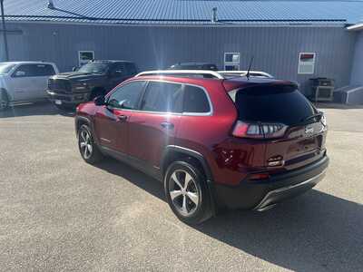 2020 Jeep Cherokee, $19575. Photo 4