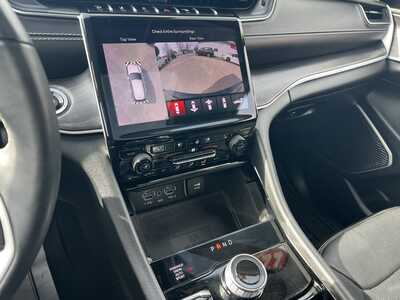 2022 Jeep Grand Cherokee L, $30975. Photo 10