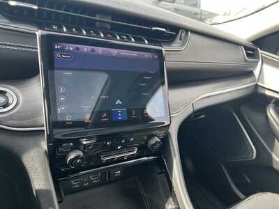 2022 Jeep Grand Cherokee L, $30975. Photo 11