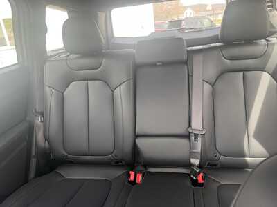 2026 Jeep Cherokee, $42916. Photo 7