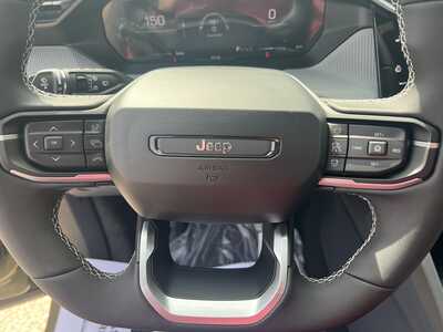 2026 Jeep Cherokee, $42916. Photo 10