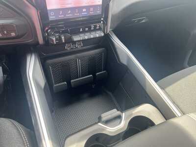 2026 RAM 2500 Crew Cab, $61403. Photo 9