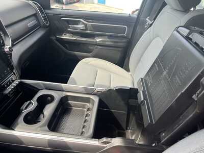 2023 RAM 1500 Crew Cab, $35975. Photo 11