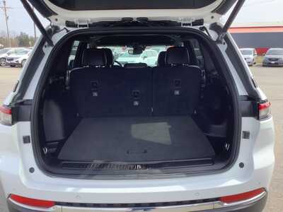 2024 Jeep Grand Cherokee, $34975. Photo 9
