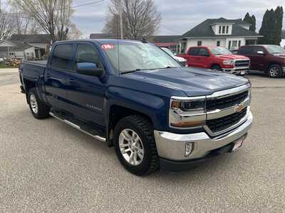 2016 Chevrolet 1500 Crew Cab, $15575. Photo 2