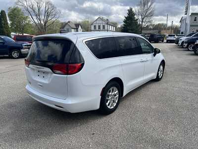 2022 Chrysler Voyager, $16975. Photo 3