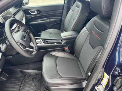 2024 Jeep Compass, $25575. Photo 5