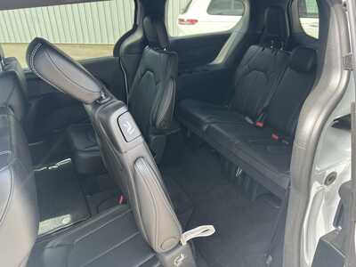 2026 Chrysler Pacifica, $45375. Photo 12