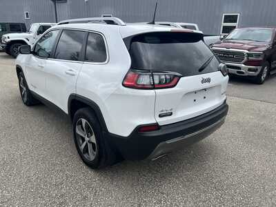 2019 Jeep Cherokee, $19575. Photo 4