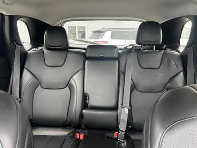 2019 Jeep Cherokee, $19575. Photo 6