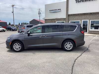 2022 Chrysler Voyager, $20975. Photo 2