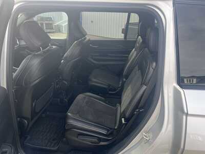 2024 Jeep Grand Cherokee L, $37975. Photo 5