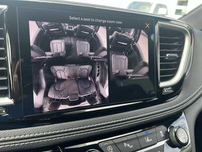 2025 Chrysler Pacifica, $42975. Photo 11