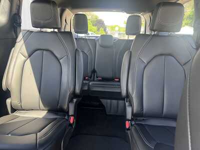 2027 Chrysler Pacifica, $49527. Photo 7