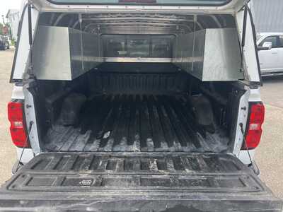 2018 Chevrolet 1500 Ext Cab, $19975. Photo 5
