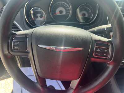 2013 Chrysler 200, $9975. Photo 9