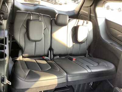 2025 Chrysler Pacifica, $31975. Photo 9