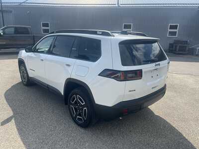 2026 Jeep Cherokee, $39849. Photo 4
