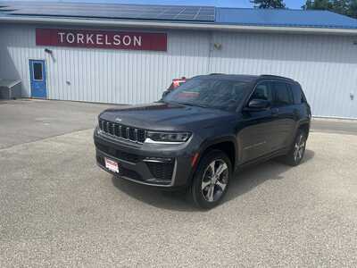 2026 Jeep Grand Cherokee, $44153. Photo 1