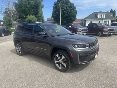 2026 Jeep Grand Cherokee, $44153. Photo 2