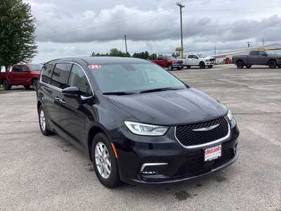 2024 Chrysler Pacifica, $26575. Photo 6