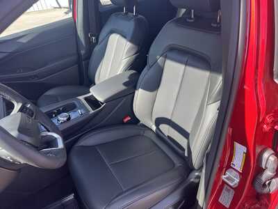 2026 Jeep Cherokee, $38325. Photo 8