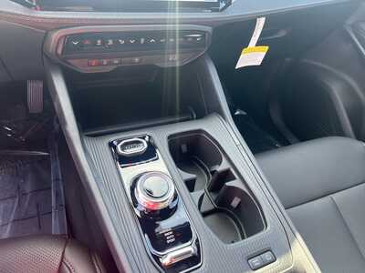 2026 Jeep Cherokee, $38325. Photo 9