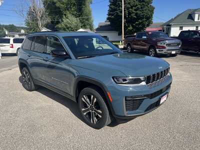 2027 Jeep Grand Cherokee, $47245. Photo 2