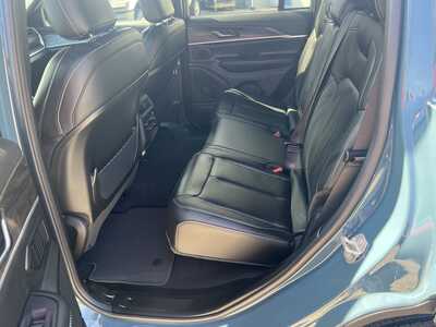 2027 Jeep Grand Cherokee, $47245. Photo 5