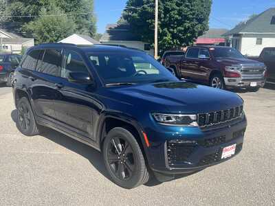 2027 Jeep Grand Cherokee, $52817. Photo 2