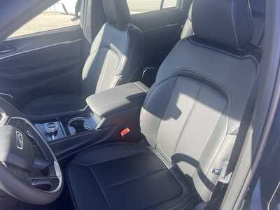 2027 Jeep Grand Cherokee, $52817. Photo 8
